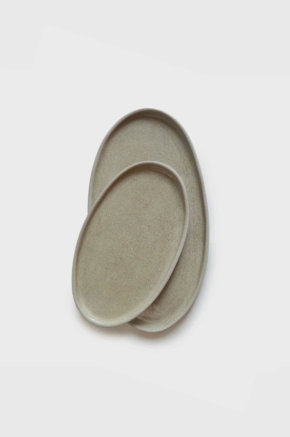 Concrete Stoneware Serving Platter, detail view