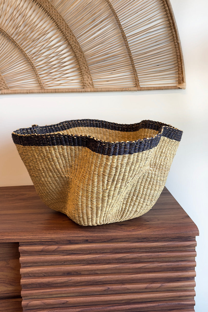 Black-Trimmed Wave Woven Wall Hanging, another angle