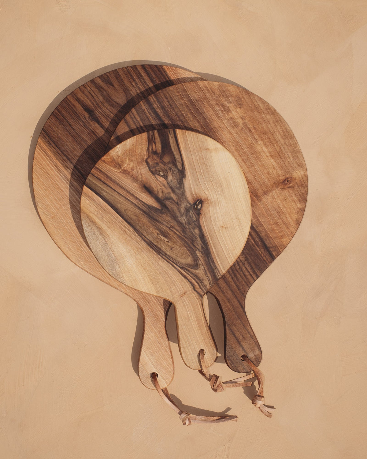 Round Walnut Cutting Board with Handle, 3 Sizes, detail view
