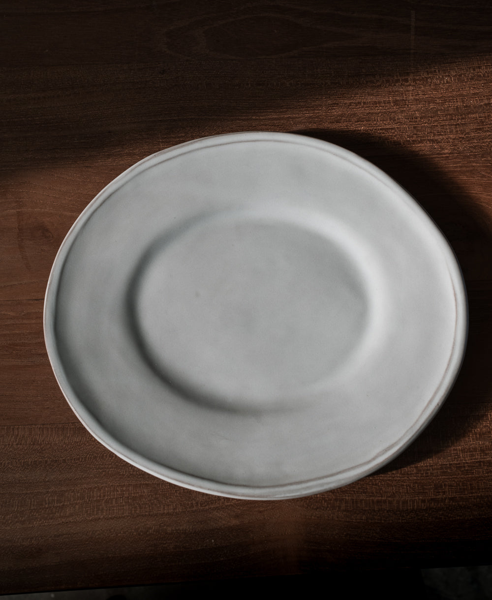 Oval Matte White Ceramic Dessert Plates, Set of 4, detail view