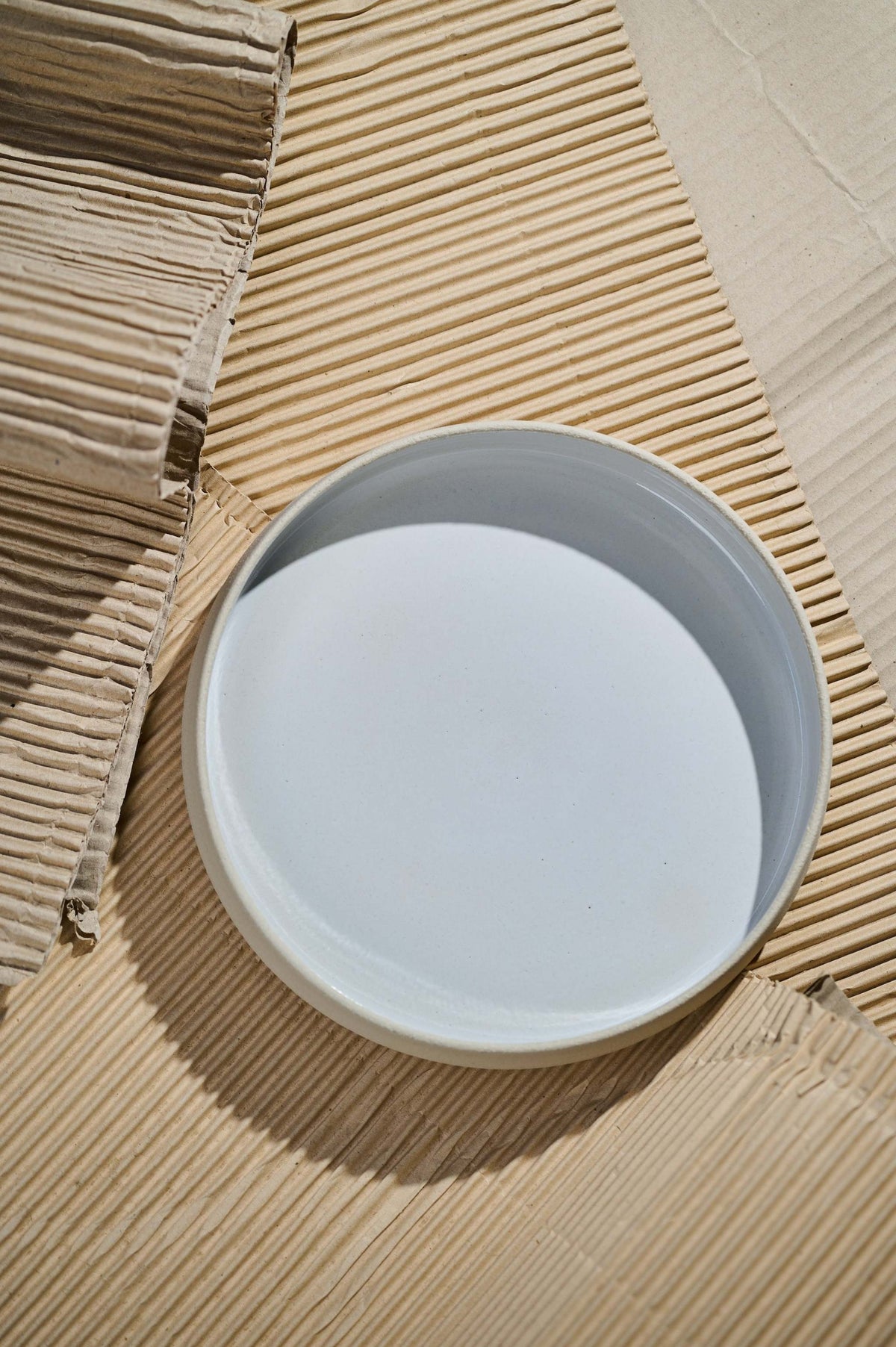 Exposed Clay Dinner Plates, High Sides, Raw Rim
