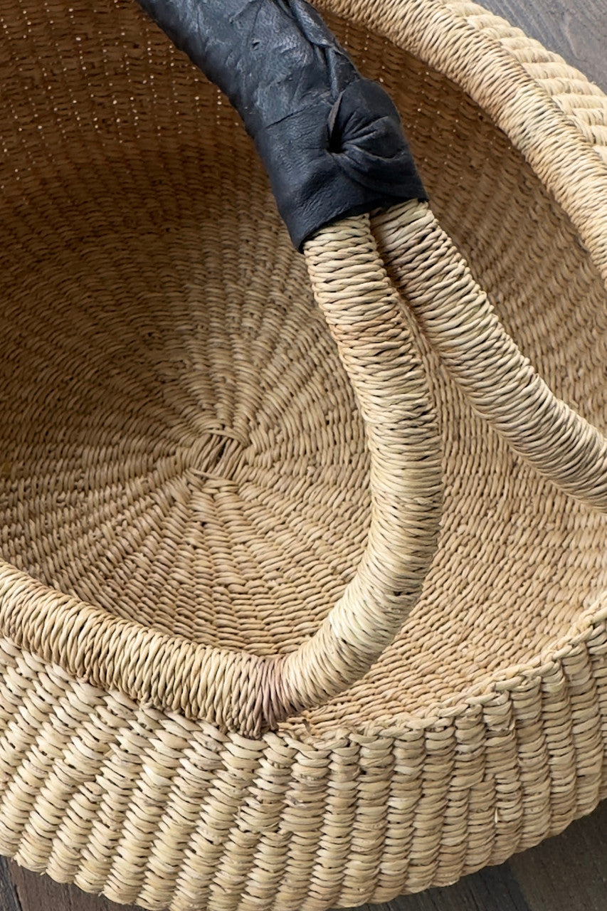 Handwoven Kettle Basket with Handle, detail view