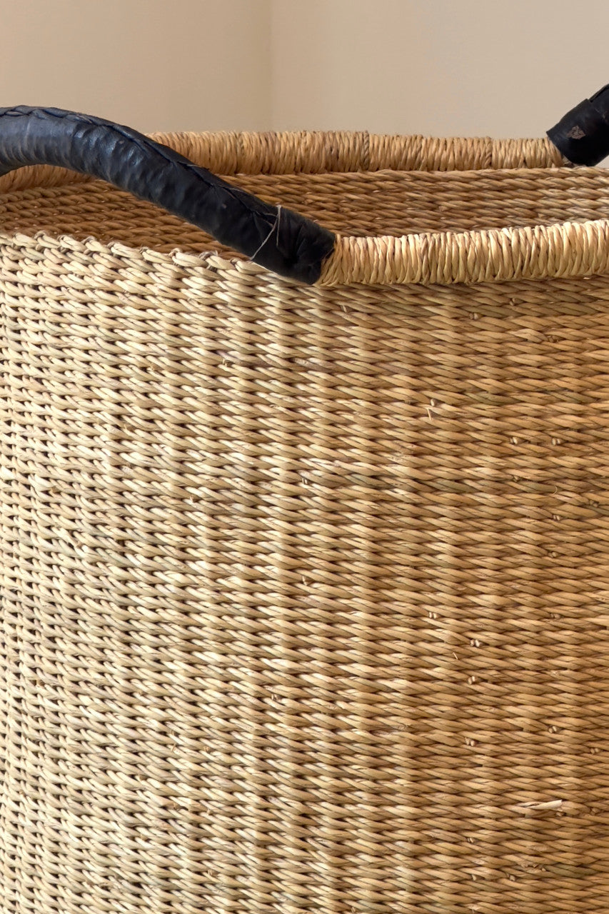 Woven Pot Basket with Double Handle, detail view