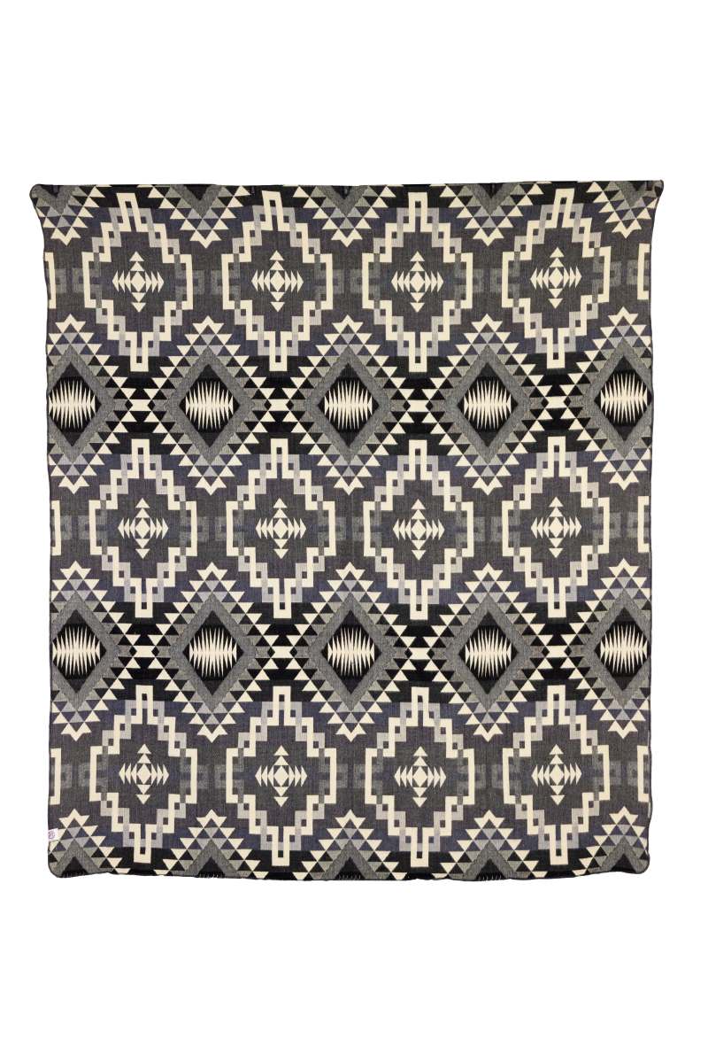 Yachana Reversible Alpaca Throw, Interlocking Lines, alternate view