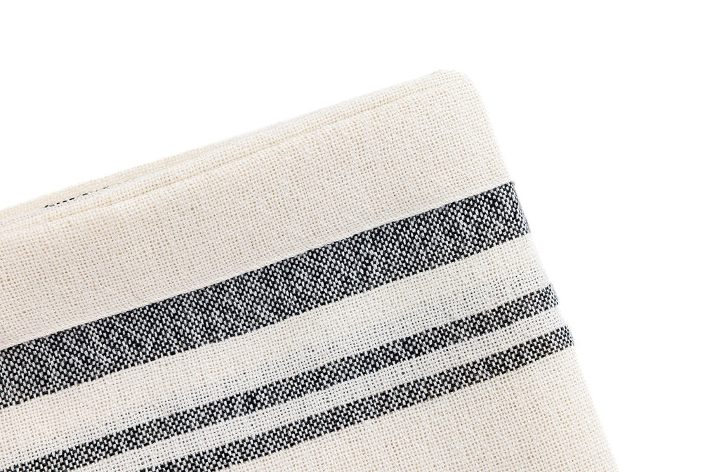 Miska Superfine Alpaca Throw, Ink and Ivory Horizon, detail view