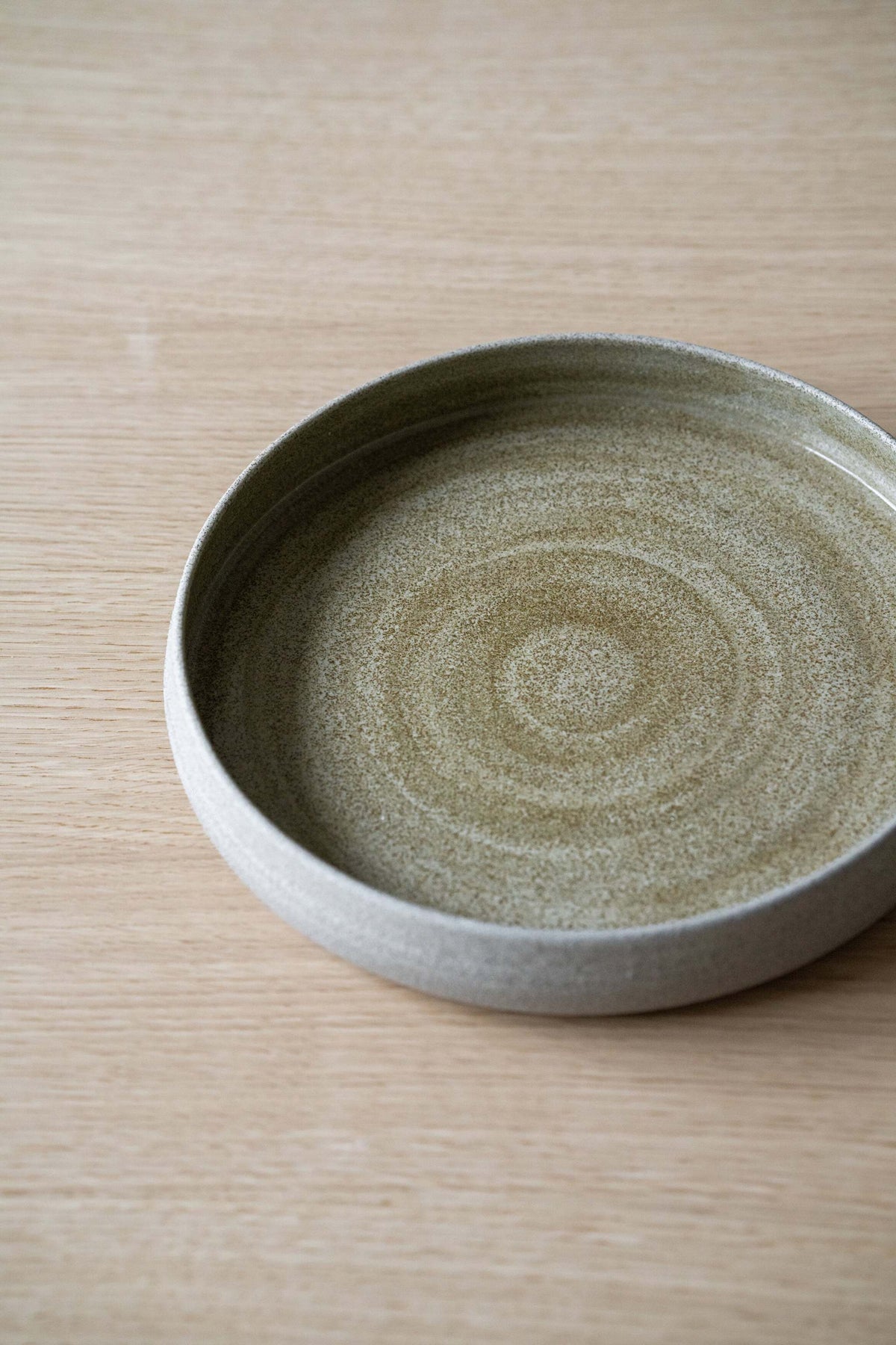 Concrete Stoneware Dinner Plate, High Sides, alternate view