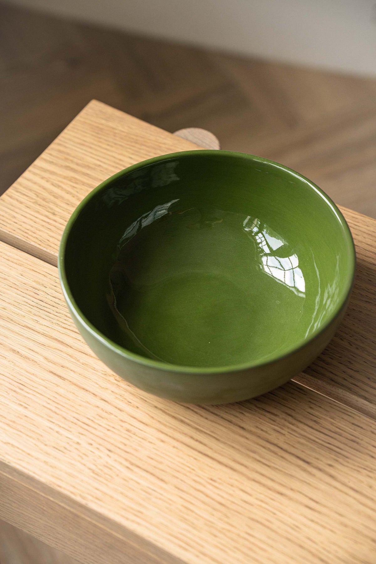 Handmade Porcelain Salad Bowl, Green, detail view