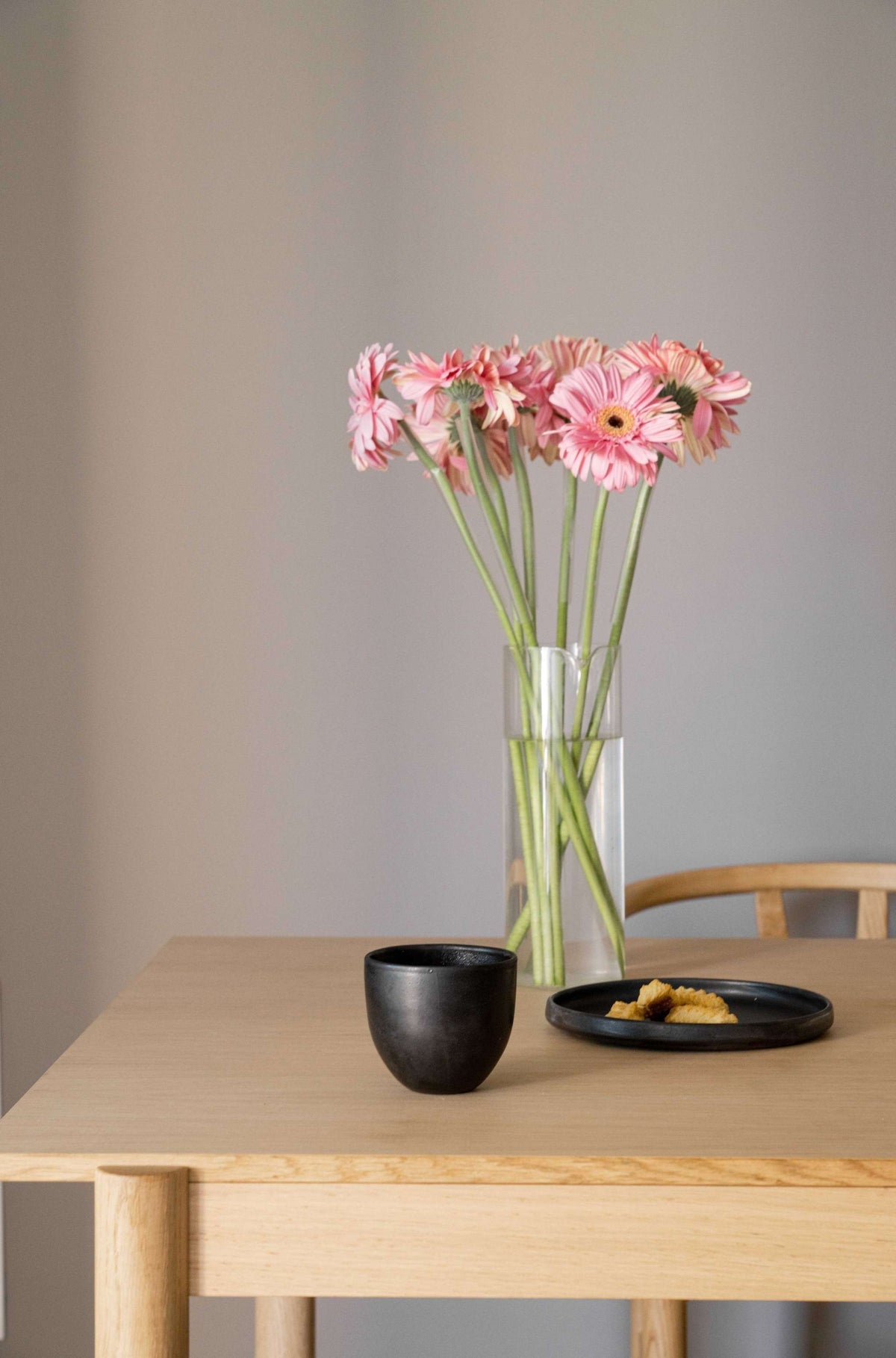 Black Matte Egg-Shape Coffee Cup, alternate view