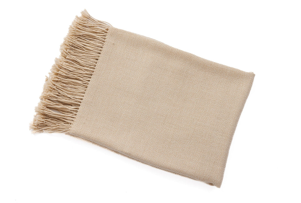 Wasi Baby Alpaca Throw, Ivory Mist, detail view