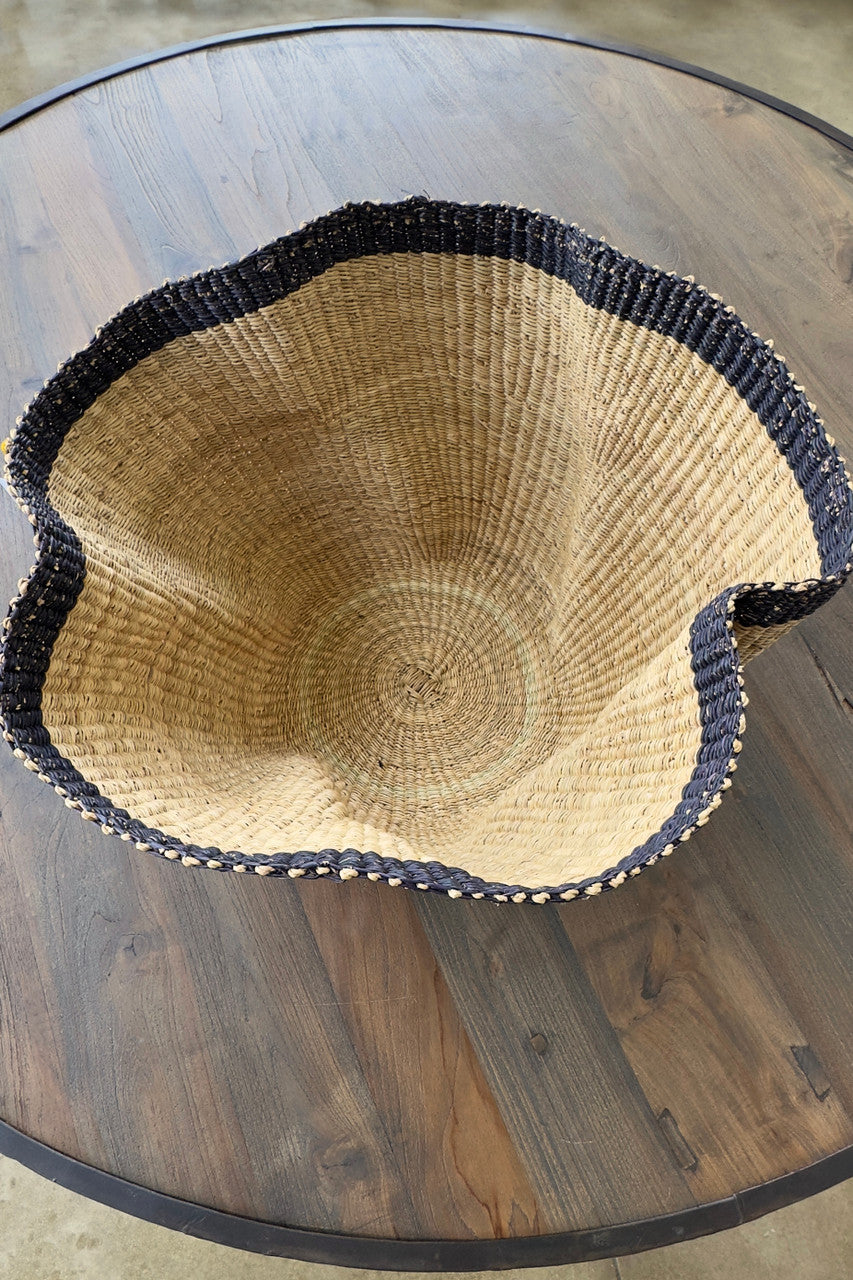 Black-Trimmed Wave Woven Wall Hanging, detail view