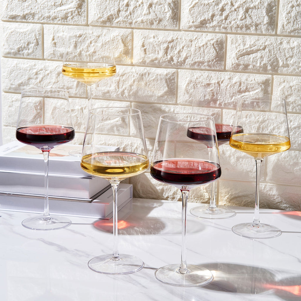 Classica Stemmed Wine Glasses, Set of 6, detail view