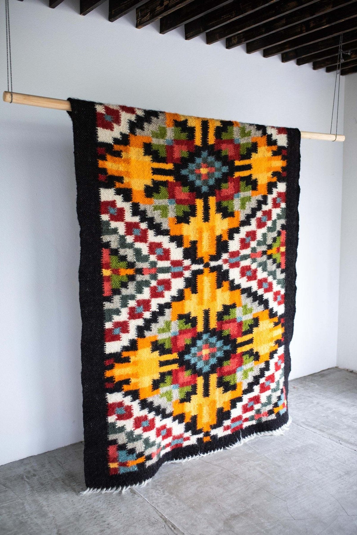 Traditional Carpathian Wool Lizhnyk Throw, another angle
