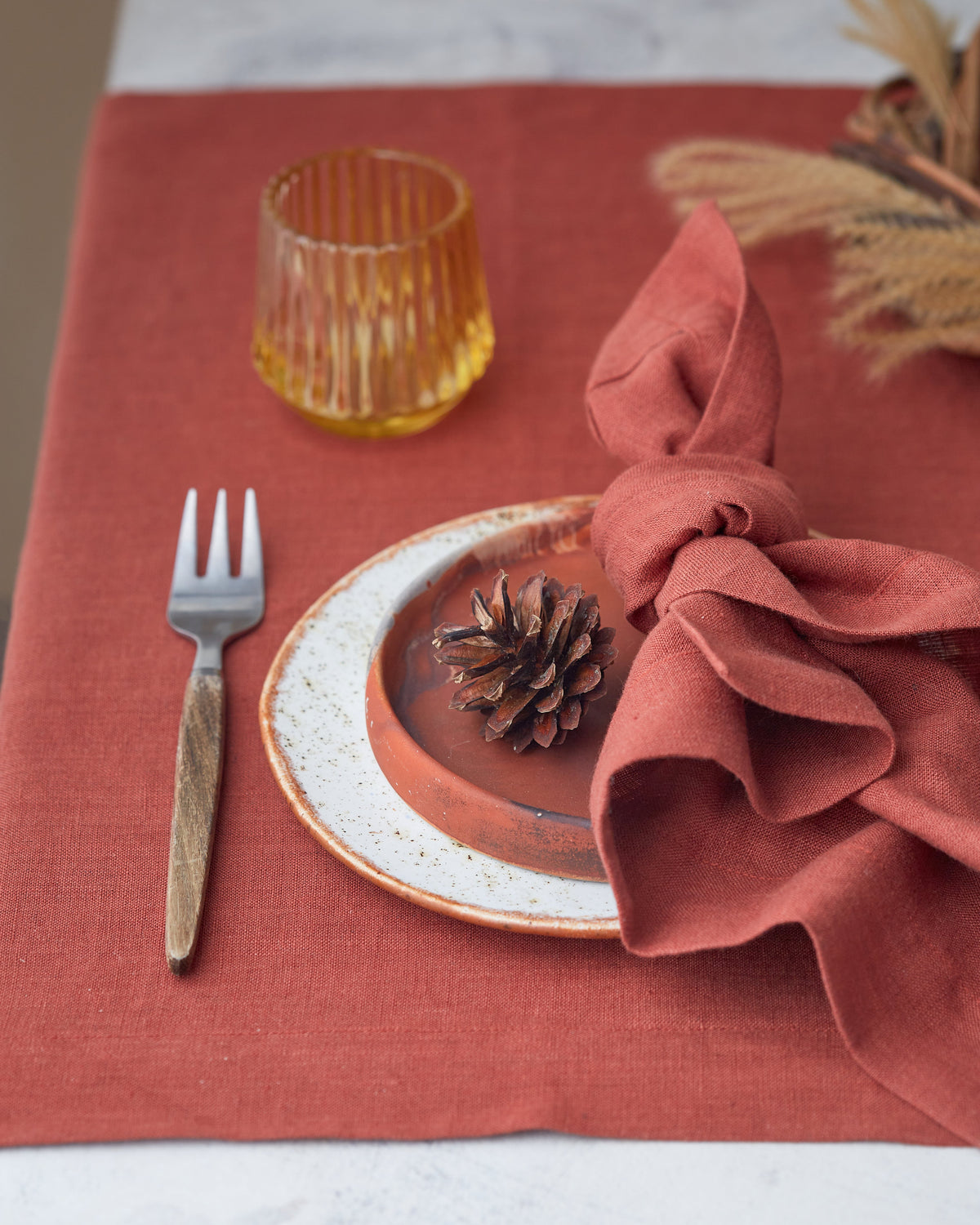 European Linen Runner and Napkin Bundle, Russet, another angle