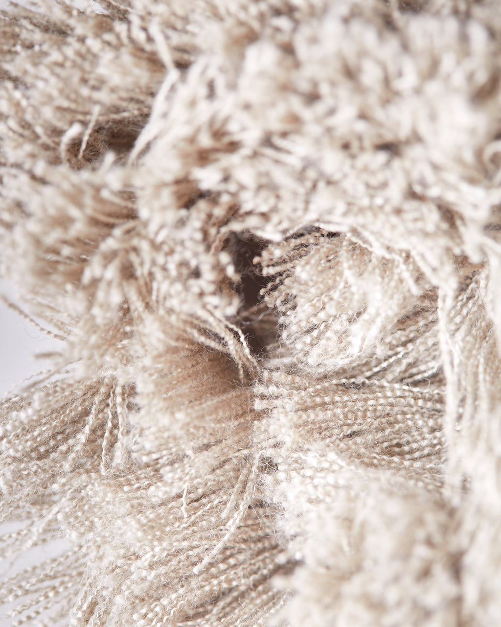 European Linen Fringe Runner and Napkin Bundle, detail view