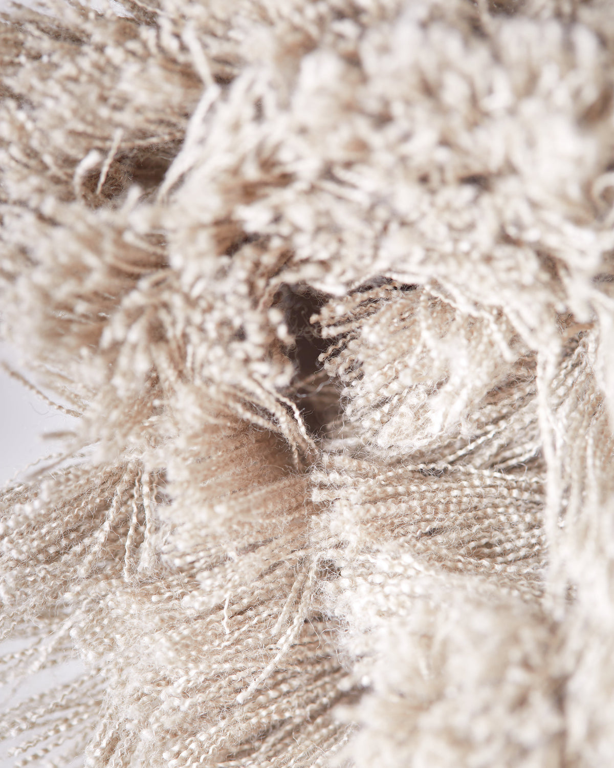 European Linen Fringe Runner and Napkin Bundle, detail view